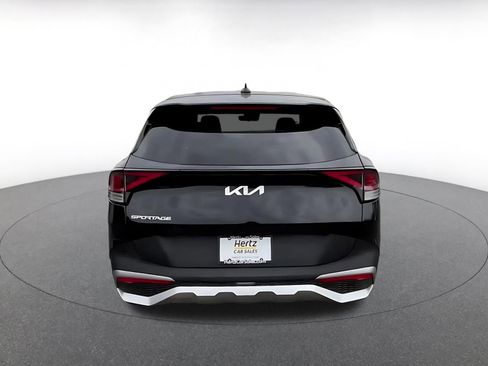 Used 2025 Kia Sportage LX image 12