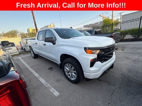 Used 2024 Chevrolet Silverado 1500 Custom image 1