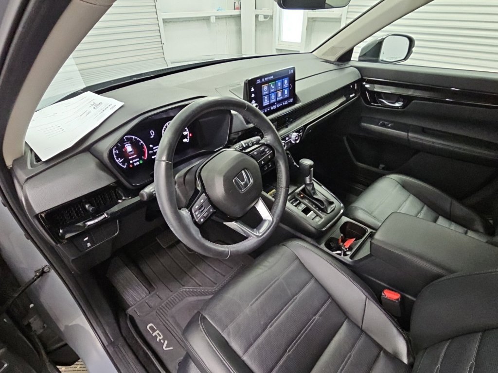 Used 2025 Honda CR-V EX-L image 12