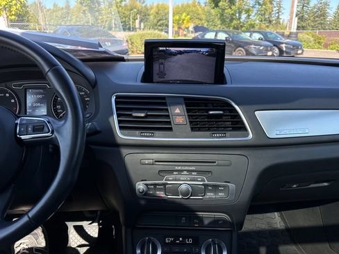 Used 2015 Audi Q3 2.0T Prestige AWD/4WD image 20