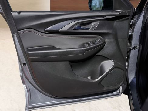 Used 2021 Chevrolet TrailBlazer RS w/ Convenience Package image 24