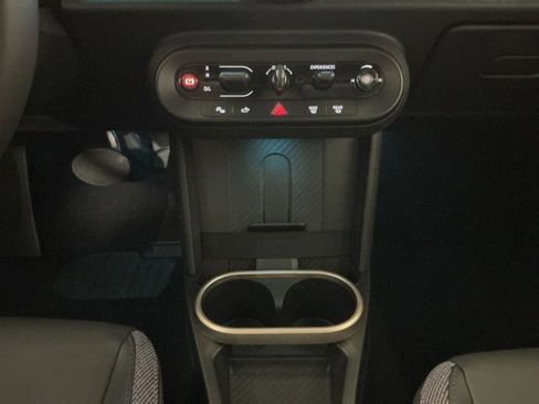 Certified 2025 MINI Cooper S FWD image 14
