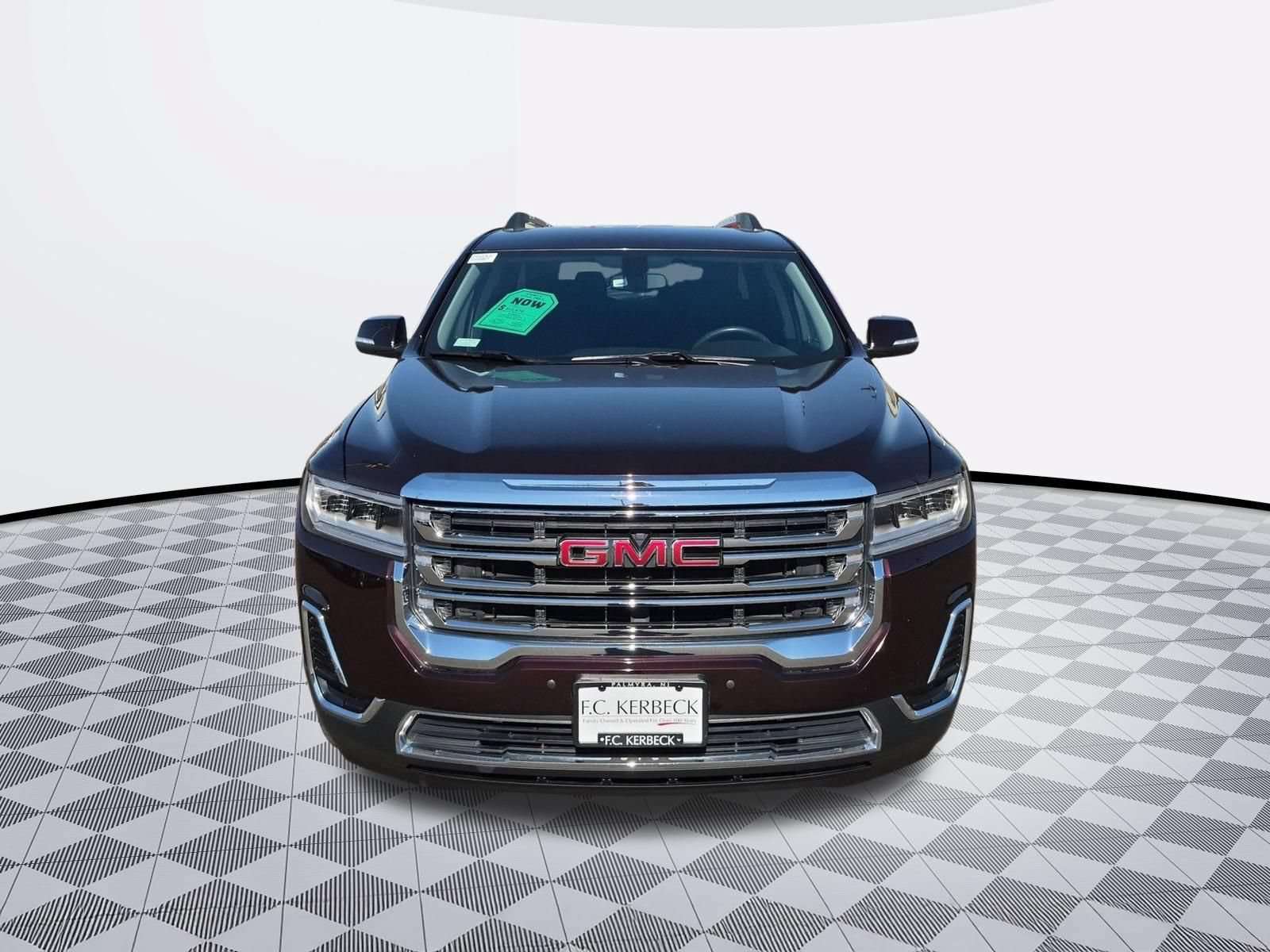 Used 2020 GMC Acadia SLE w/ Driver Convenience Package FWD image 3