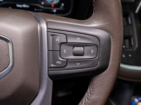 Used 2022 GMC Yukon SLT w/ SLT Luxury Package image 26