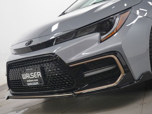 Used 2022 Toyota Corolla SE image 9