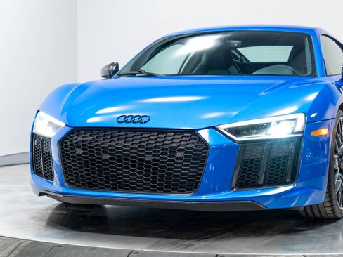 Used 2017 Audi R8 V10 plus AWD/4WD image 70