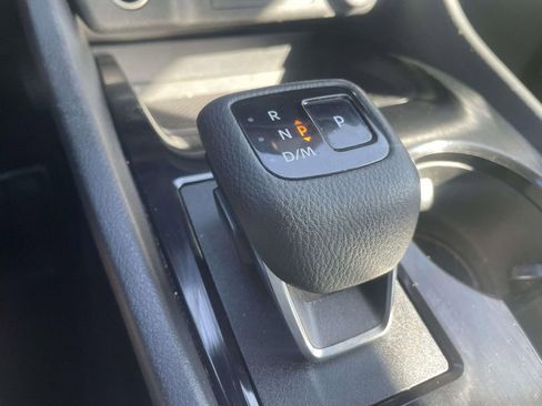 Used 2023 Nissan Rogue S AWD/4WD image 26