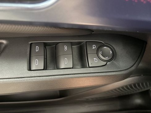 New 2026 Chevrolet Equinox EV LT w/ LPO, Blackout Package AWD/4WD image 13