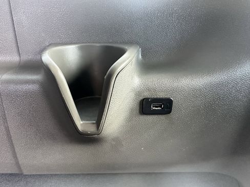 Used 2023 Ford Transit 350 XL image 18