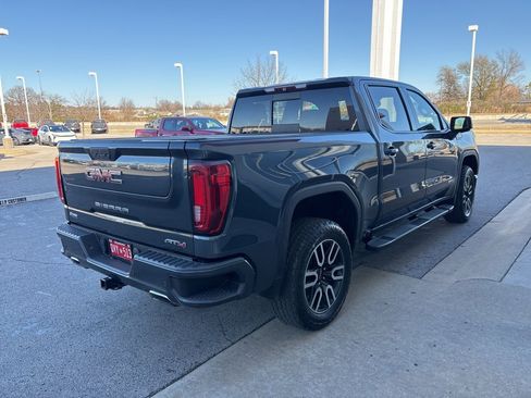 Used 2019 GMC Sierra 1500 AT4 w/ AT4 Premium Package image 2