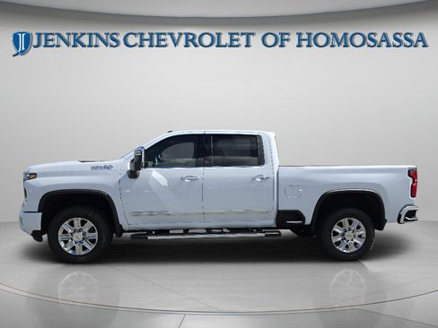 New 2026 Chevrolet Silverado 2500 High Country w/ Technology Package AWD/4WD image 9