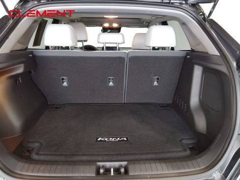 Used 2022 Hyundai Kona Limited image 11