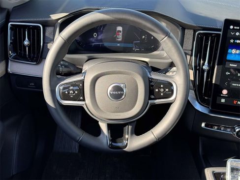 Certified 2026 Volvo XC90 B6 Plus w/ Protection Package Premier image 12