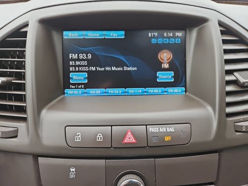 Used 2012 Buick Regal Leather FWD image 21