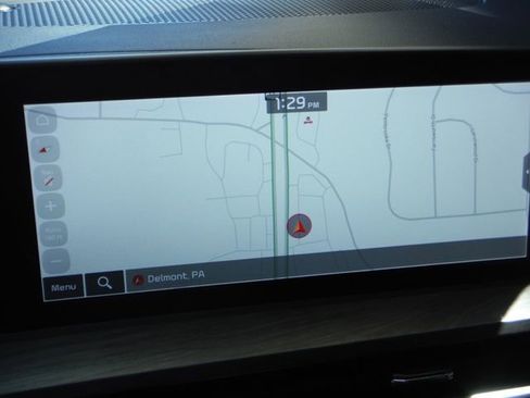 Used 2025 Kia Telluride AWD image 6