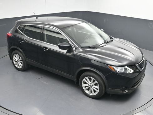Used 2019 Nissan Rogue Sport S w/ Appearance Package image 25