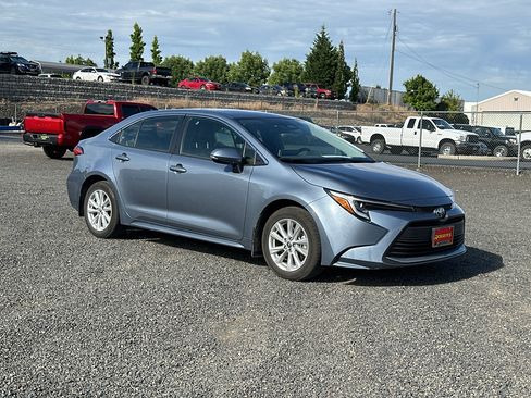 Certified 2024 Toyota Corolla XLE FWD image 9