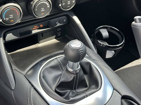 New 2026 MAZDA MX-5 Miata Club w/ Interior Package RWD image 13