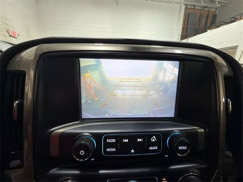 Used 2018 Chevrolet Silverado 2500 High Country w/ Duramax Plus Package image 17