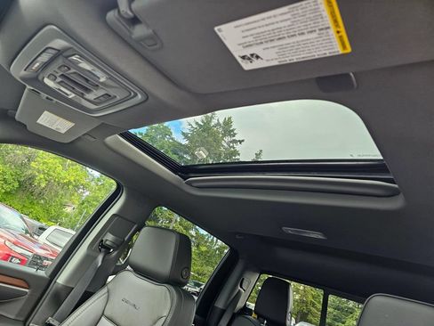 New 2026 GMC Sierra 3500 Denali w/ Denali Reserve Package AWD/4WD image 23