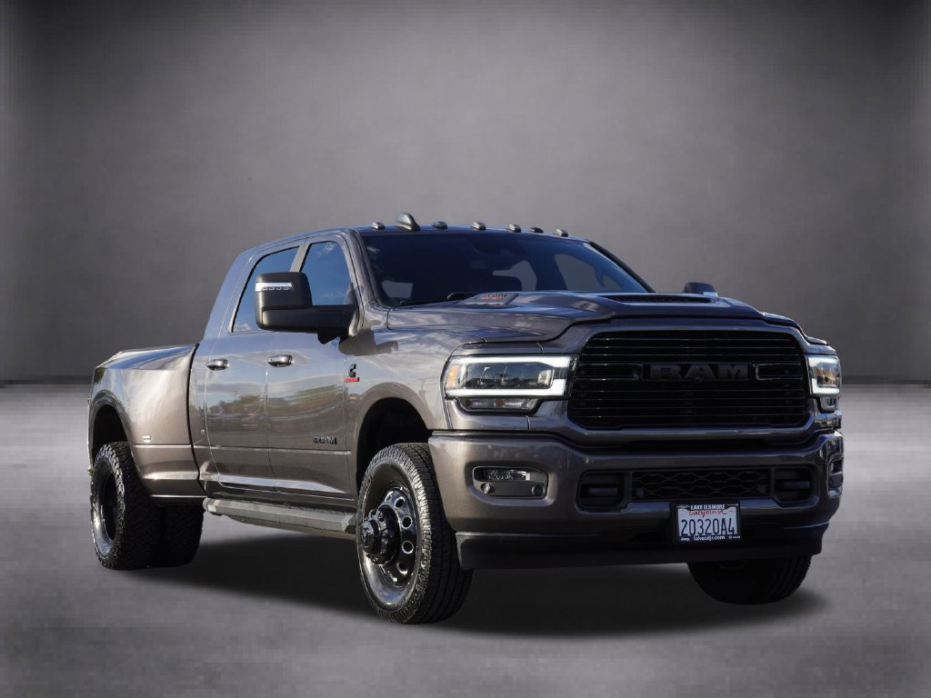 Used 2024 RAM 3500 Laramie w/ Night Edition AWD/4WD image 2