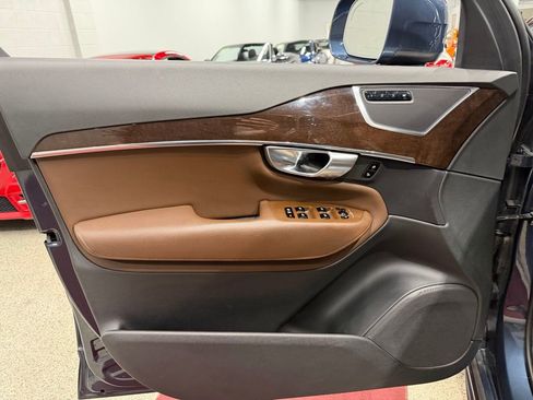 Used 2019 Volvo XC90 T6 Momentum w/ Advanced Package image 20