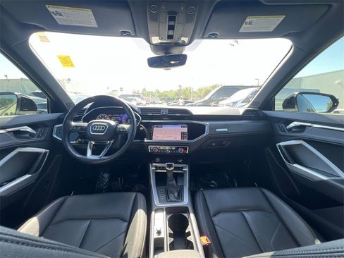 Used 2021 Audi Q3 2.0T Premium Plus w/ Premium Plus Package image 10