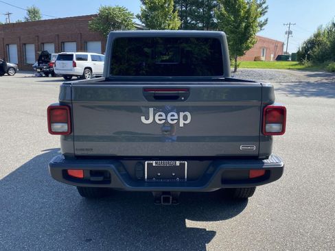 Used 2021 Jeep Gladiator Overland w/ Popular Equipment Package image 7