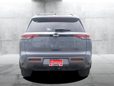 New 2026 Nissan Pathfinder Platinum AWD/4WD image 6