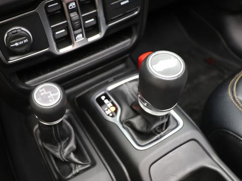 Used 2024 Jeep Wrangler Sahara w/ Technology Group image 32