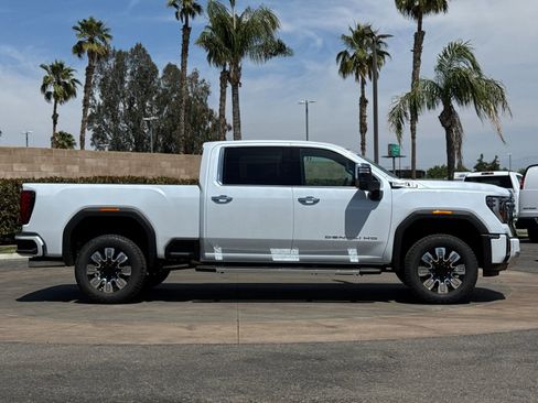 New 2026 GMC Sierra 2500 Denali w/ Max Trailering Package AWD/4WD image 3