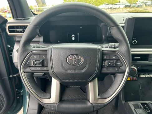 Used 2026 Toyota 4Runner TRD Off-Road AWD/4WD image 14