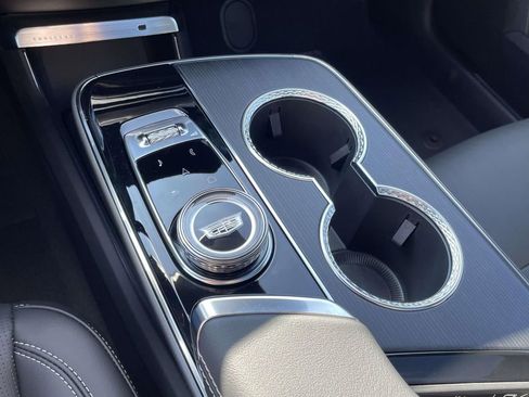 New 2026 Cadillac Lyriq Sport image 26