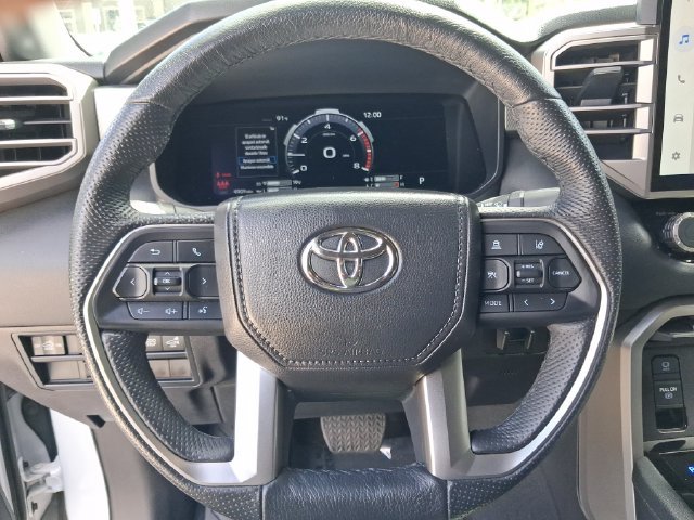 Used 2026 Toyota Tundra Limited AWD/4WD image 15