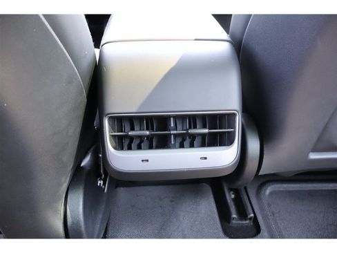 Used 2023 Tesla Model 3 Standard Range RWD image 14