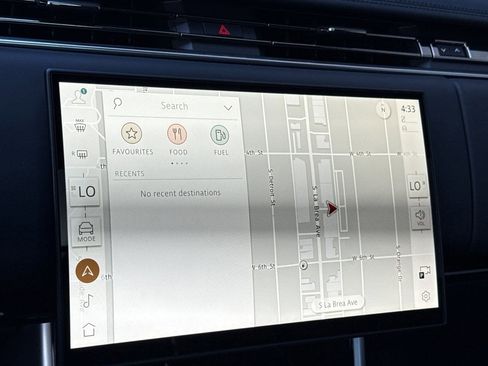 New 2026 Land Rover Range Rover Long Wheelbase SE AWD/4WD image 26