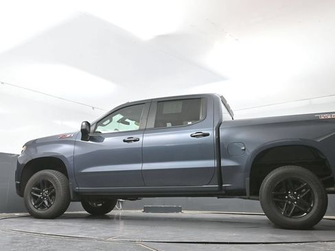 Used 2022 Chevrolet Silverado 1500 LT Trail Boss w/ Safety Package AWD/4WD image 52