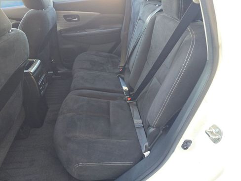 Used 2017 Nissan Murano S w/ Navigation Package image 10