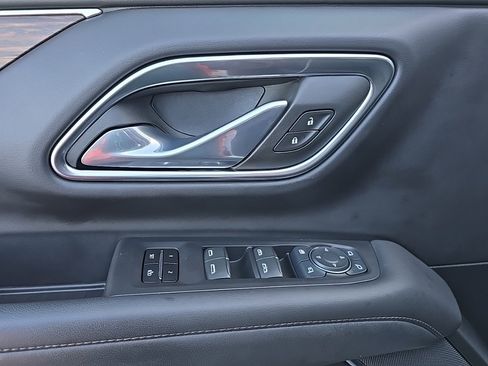 Used 2024 Chevrolet Tahoe High Country w/ Premium Package 2 image 12