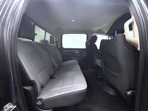 Used 2020 RAM 1500 Big Horn AWD/4WD image 18