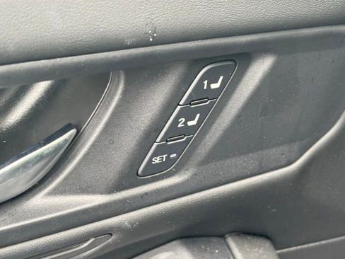 Used 2023 Honda Accord EX-L image 7