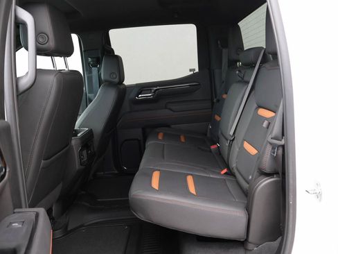 Used 2025 GMC Sierra 1500 AT4 AWD/4WD image 10