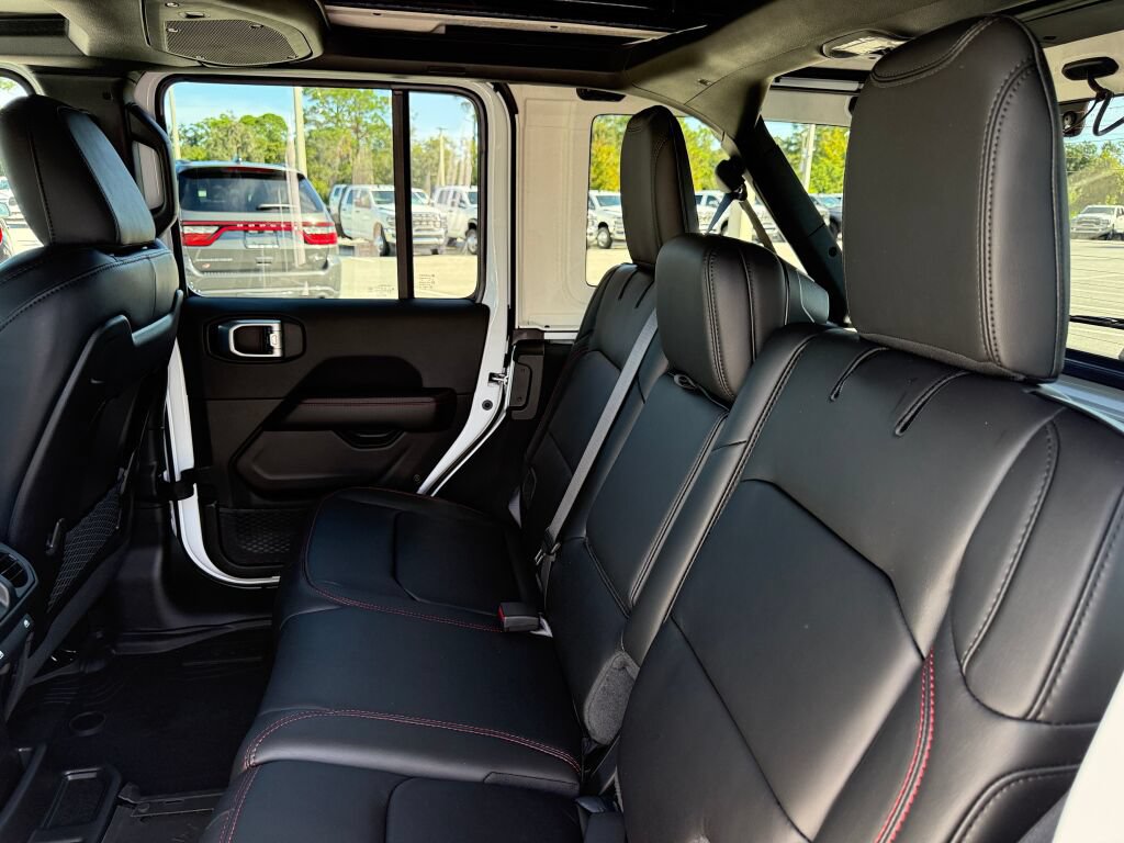 New 2027 Jeep Wrangler Unlimited Rubicon 392 AWD/4WD image 12