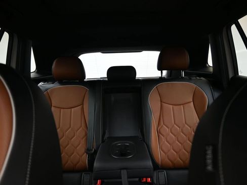 New 2026 Volkswagen Tiguan SEL R-Line AWD/4WD image 38