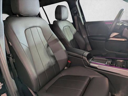 Certified 2025 Mercedes-Benz GLB 250 image 19