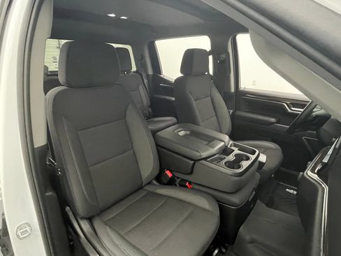 Used 2024 Chevrolet Silverado 1500 RST AWD/4WD image 33
