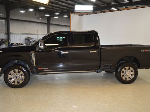 Used 2024 Ford F250 King Ranch w/ Chrome Package AWD/4WD image 6