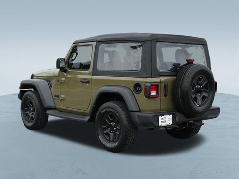 Used 2025 Jeep Wrangler Sport AWD/4WD image 6