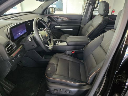 Certified 2025 Chevrolet Traverse High Country w/ LPO, Floor Liner Package AWD/4WD image 23