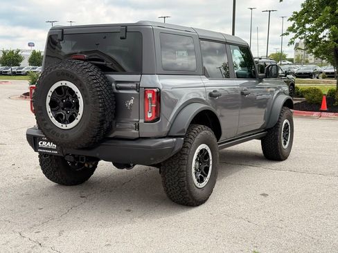 Used 2023 Ford Bronco Badlands w/ Sasquatch Package AWD/4WD image 7